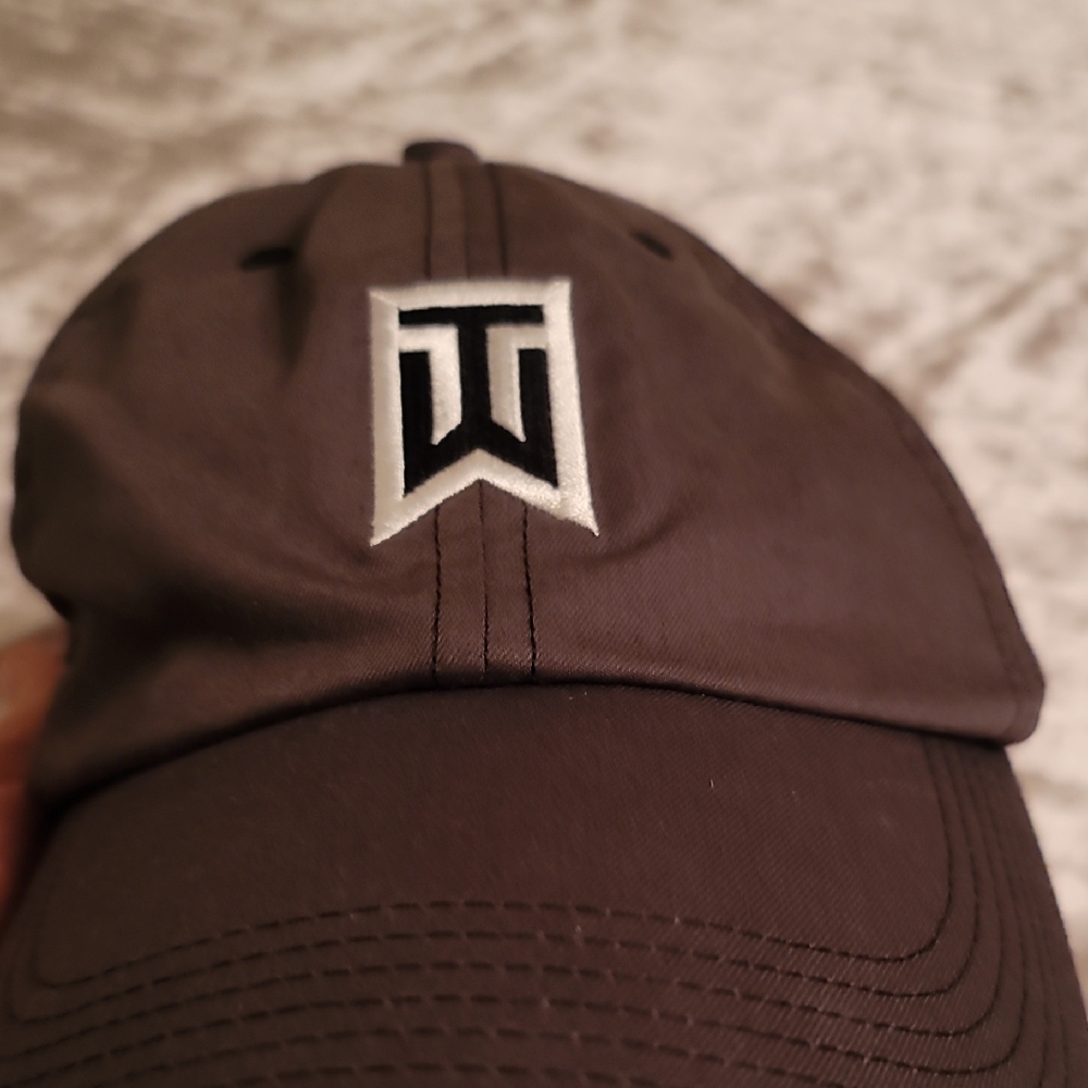 Tiger Woods Nike Golf Black Hat
